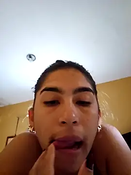 skinnyrox online show from December 5, 7:59 pm