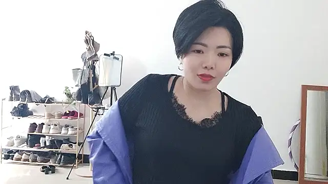 adele8731 online show from January 15, 4:51 am