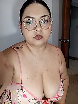 Anna Lucia88 online show from April 6, 6:47 am