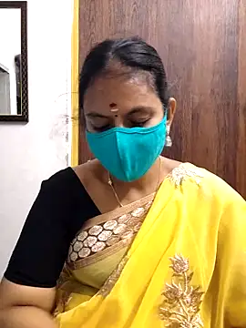 Queen-Neha online show from March 1, 7:13 pm