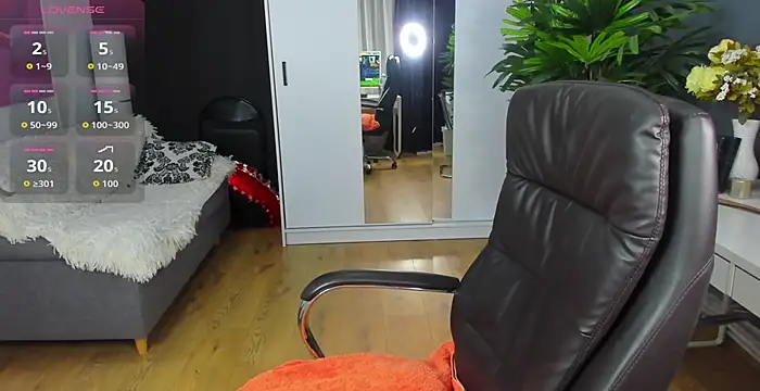 cutee lexy online show from November 24, 5:37 pm