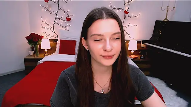 charming berry online show from November 19, 10:37 am