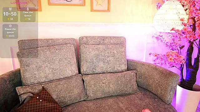 MeganLowell online show from April 11, 7:06 pm