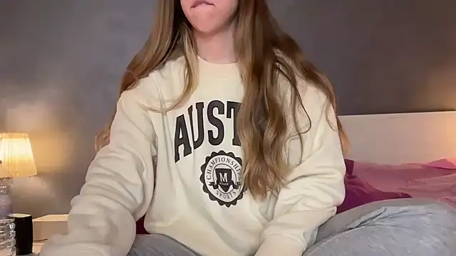 Martimartinaxx online show from April 9, 8:03 pm