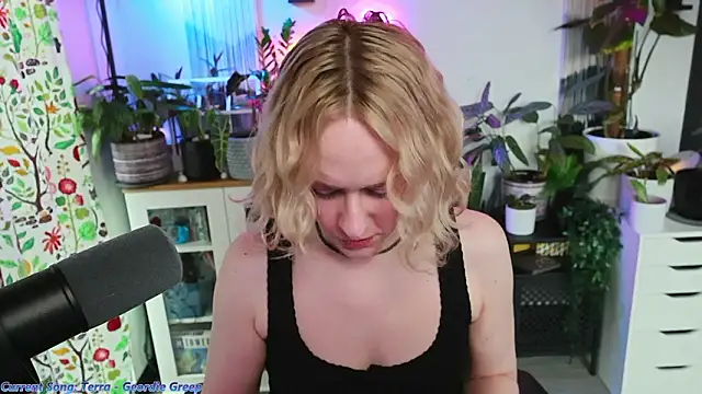 xzoeyryanx online show from February 2, 7:13 pm