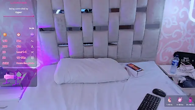 VioletaSweet 1 online show from November 24, 9:06 pm