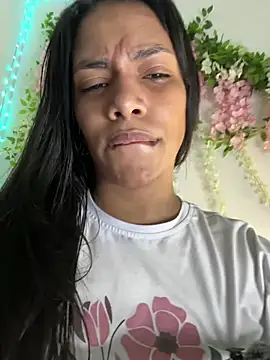 ArielleMillerr- online show from April 16, 5:12 pm