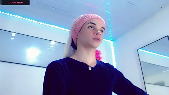 Karla hot777 online show from April 18, 1:35 pm