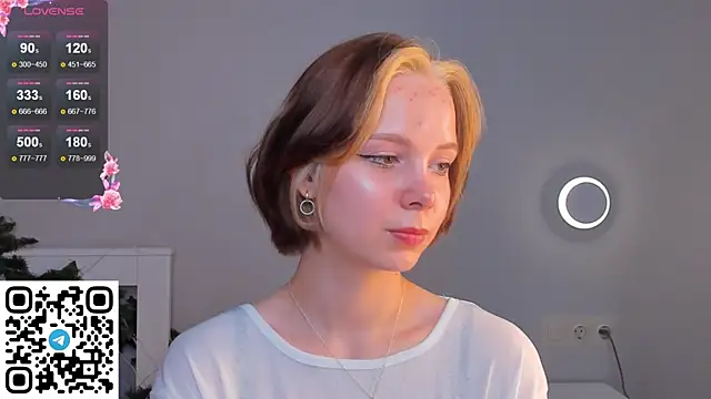 UmbraVelour online show from January 13, 2:32 pm