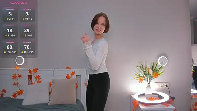 UmbraVelour online show from December 4, 2:30 pm