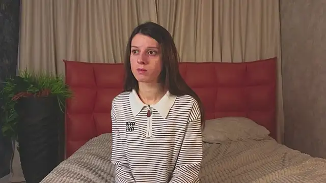 VelvetNyxen online show from December 17, 2:54 pm