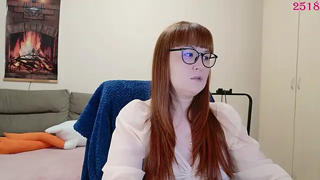 Foxy-lady online show from April 5, 11:20 am