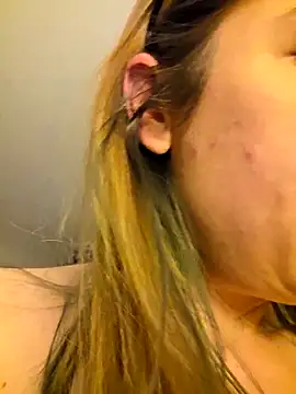 Drowning667 online show from February 19, 5:40 am