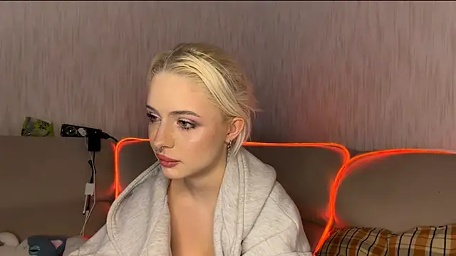 DayleSileo online show from November 26, 10:27 am