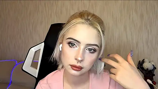 DayleSileo online show from November 22, 11:13 am