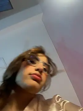 IsabelaStefano online show from December 4, 3:31 am