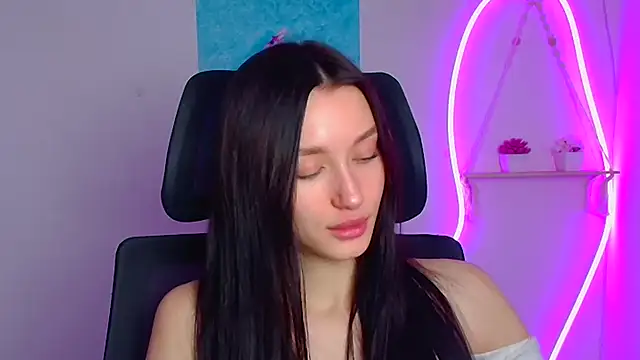 Stella XO online show from March 17, 6:28 am