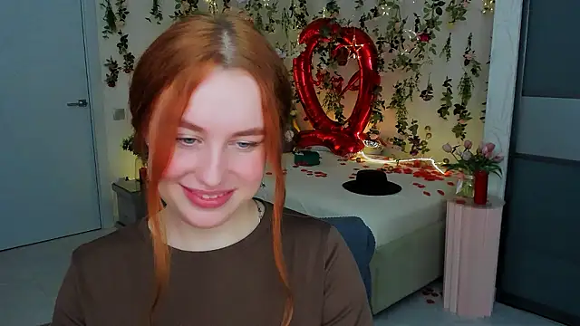 AirySilhouette online show from March 8, 3:21 am