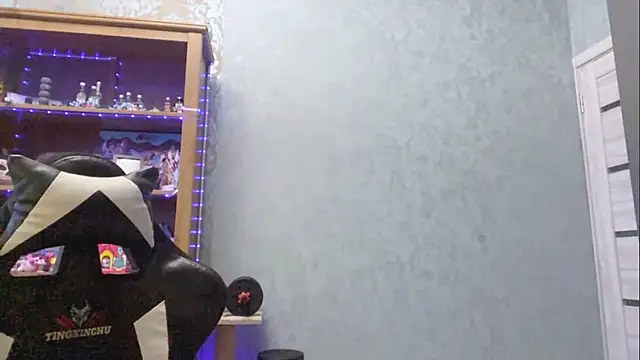 CyberAIice online show from December 1, 6:39 am