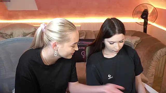 Liza Mur online show from November 26, 3:46 pm