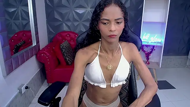 becky lynch 102 online show from February 5, 5:49 pm