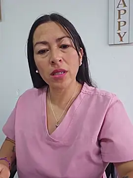 JustSamantha  online show from June 3, 11:55 am
