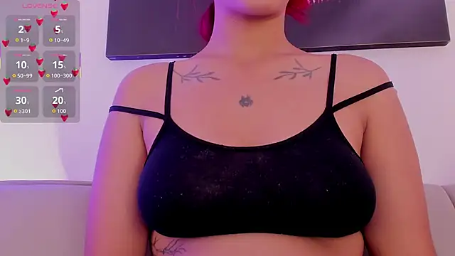 Taylor  Watson online show from February 18, 7:13 pm