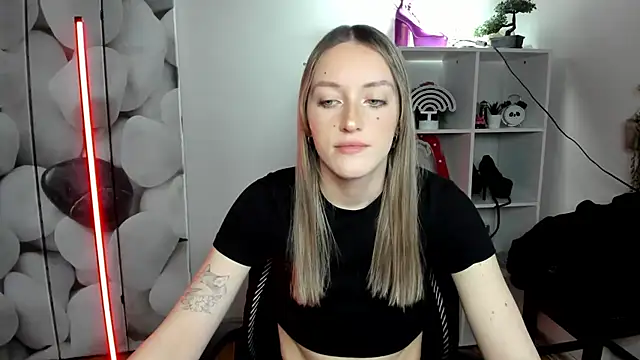 EvelynBlond online show from January 14, 1:38 pm