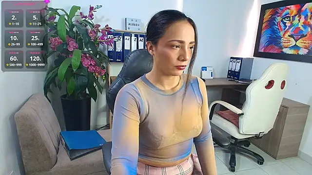 Adri Miller online show from March 25, 12:30 pm