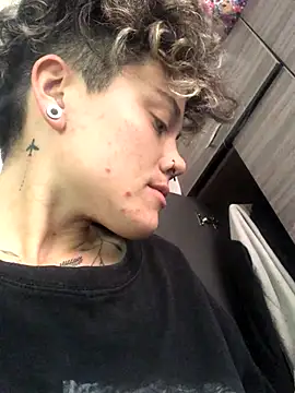 megan NL online show from November 20, 7:48 pm