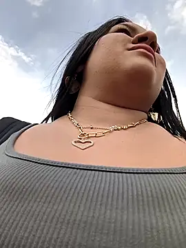 Kendra-daring online show from March 4, 8:37 pm