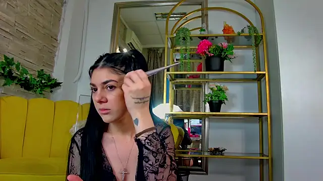 SerennaNoir online show from January 17, 5:37 am