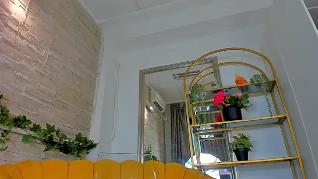 SerennaNoir online show from January 11, 7:02 am