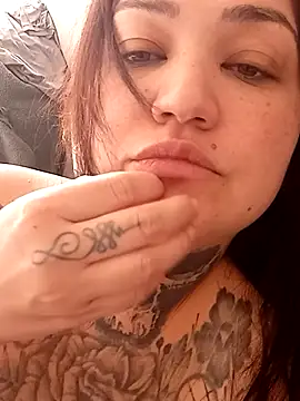 nikideath online show from May 10, 5:59 pm