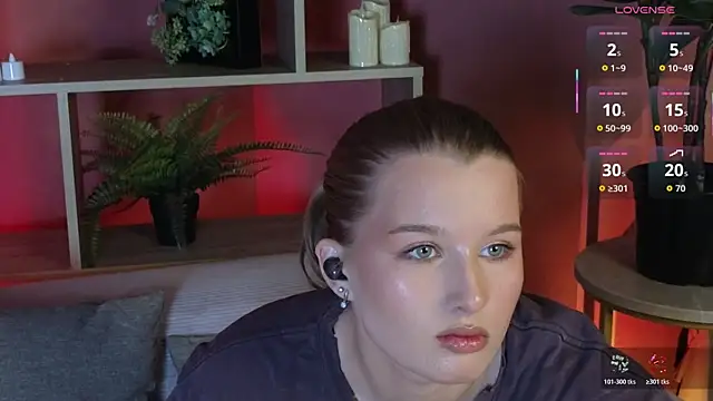 ImiMonroe online show from May 28, 5:27 am