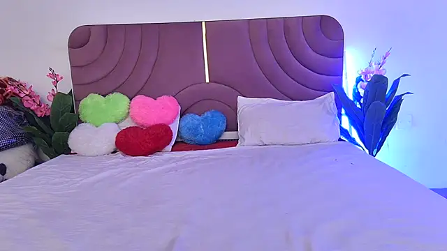 Husan-e-Jasmine online show from March 20, 6:13 pm