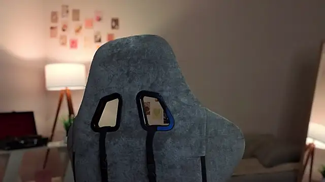 Vexorine online show from December 17, 8:35 pm