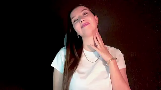 Annie SmiIe online show from November 25, 12:40 pm