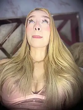 valeryfox   online show from March 9, 10:02 pm