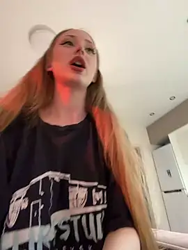 GraceSecrettt online show from June 8, 4:08 pm