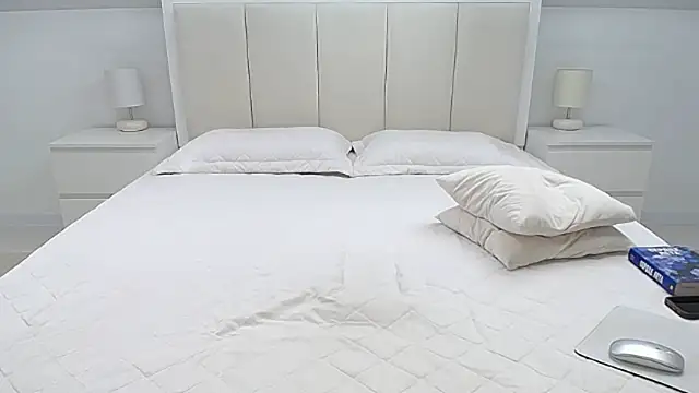 Milena29 online show from March 11, 6:17 am