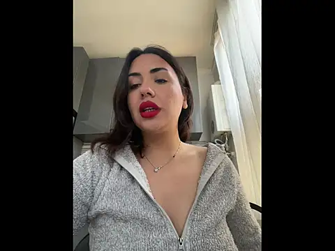     Eva     online show from November 24, 11:12 am