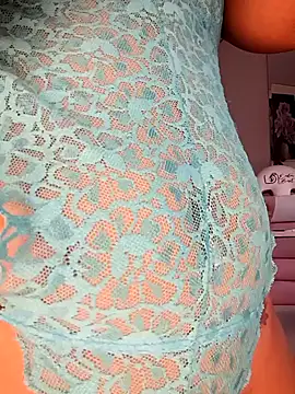 SamathaMay online show from March 14, 1:45 pm