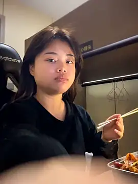 Toffee-00 online show from March 5, 4:52 am