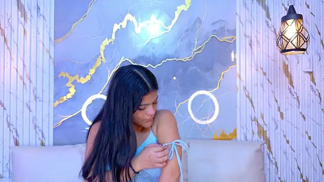 NIKIBUNNY online show from December 4, 1:24 pm