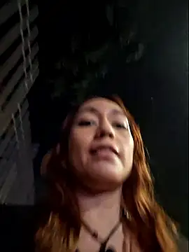 Eveeelyn25 online show from January 10, 1:10 am