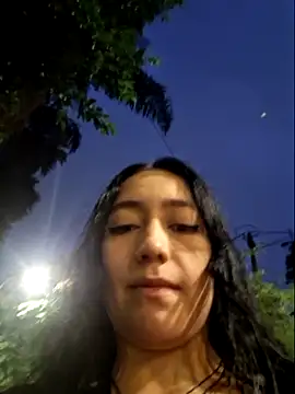 Eveeelyn25 online show from June 8, 11:37 pm