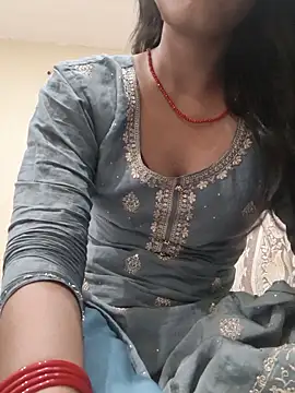 Dil-se-queen-321 online show from June 6, 6:25 pm
