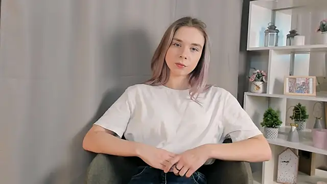 RethaJarema online show from November 23, 7:11 am