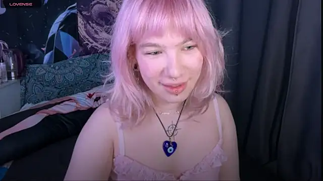 LolaDollyMur online show from December 19, 7:17 pm